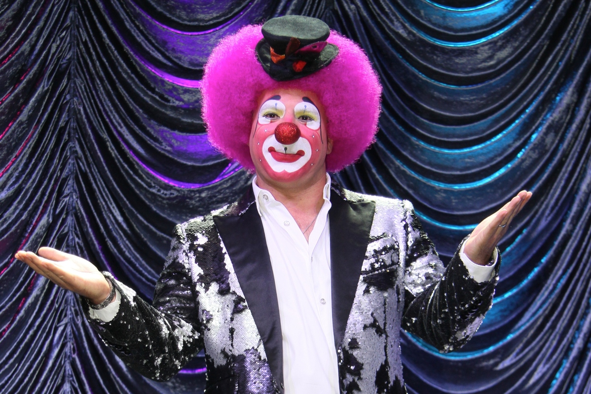 ¿Es muy pesado? Platanito: polémicas y controversias más fuertes del comediante