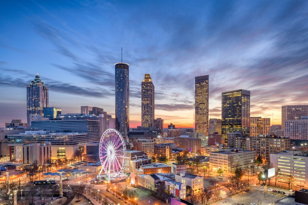 Vecindarios latinos en Atlanta, Atlanta, Georgia, Locales, QuéOnnda