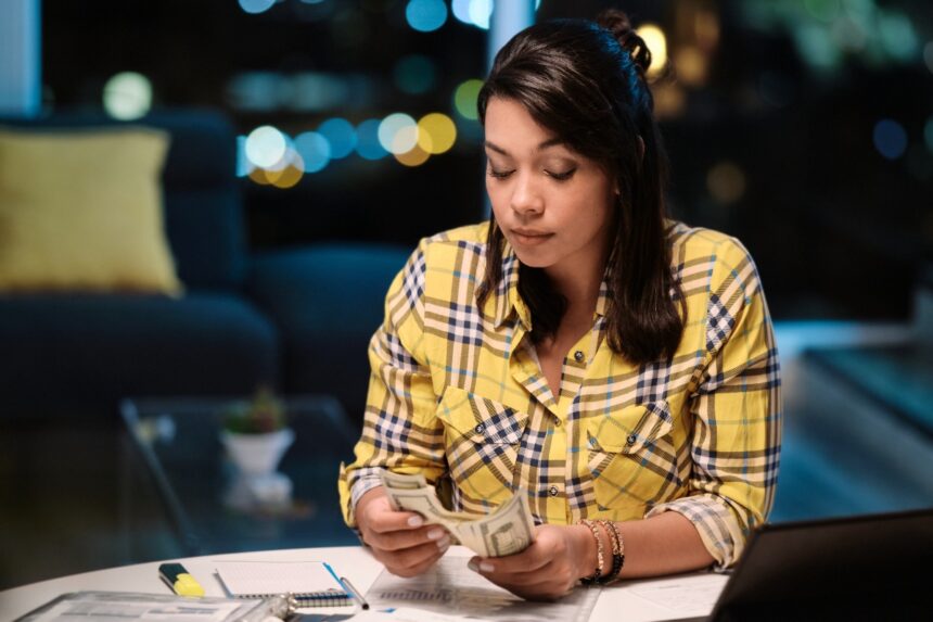Stress in Latina entrepreneurs, Estrés en emprendedoras latinas, estrés, emprendedoras latinas, estrés latinas, QuéOnnda