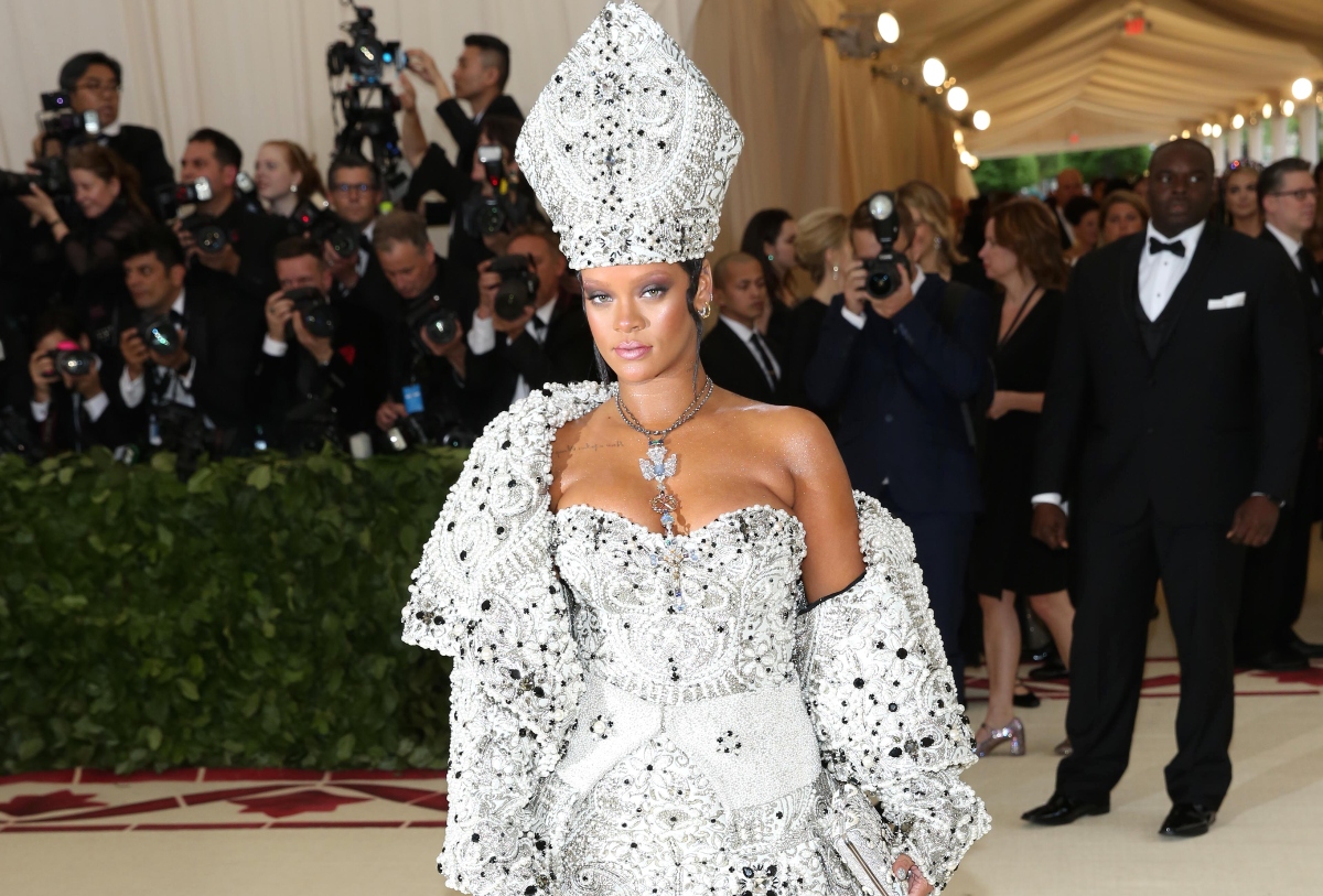 met gala, red carpet, award ceremony, celebrities, whatonnda