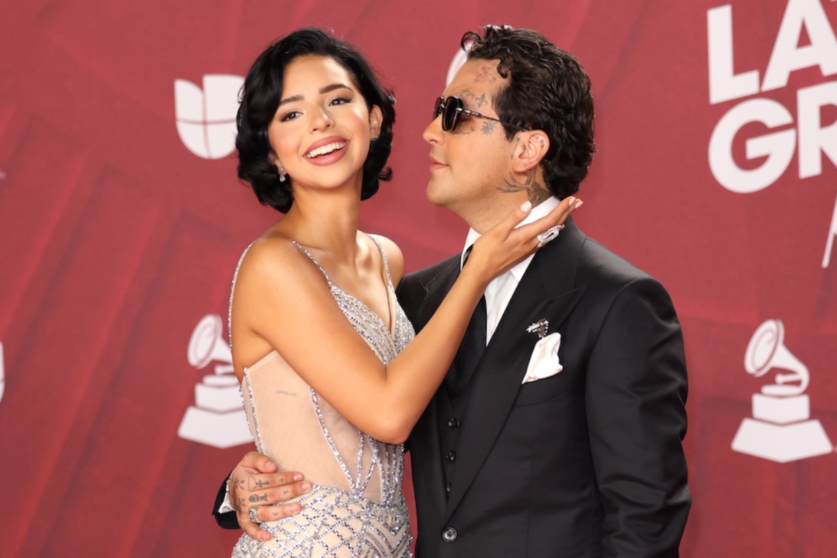 Ángela Aguilar, Christian Nodal, música, espectáculos