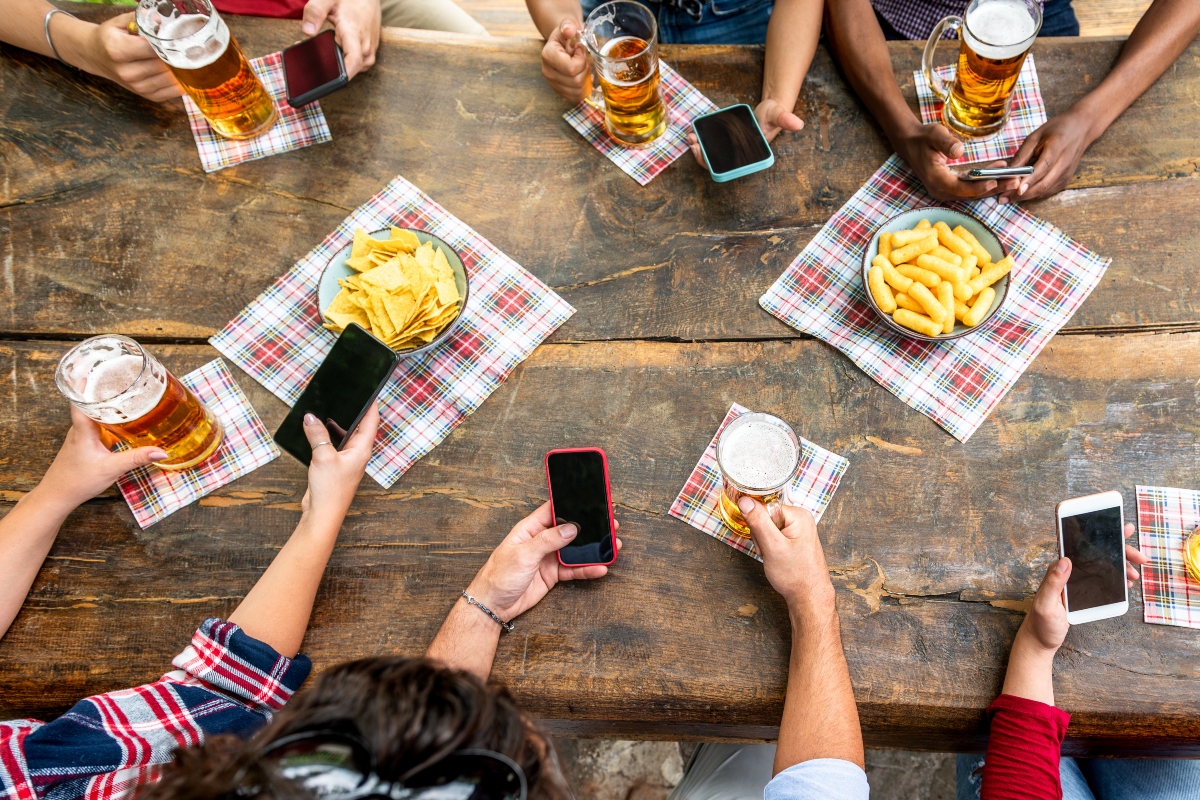redes sociales, salud, celular