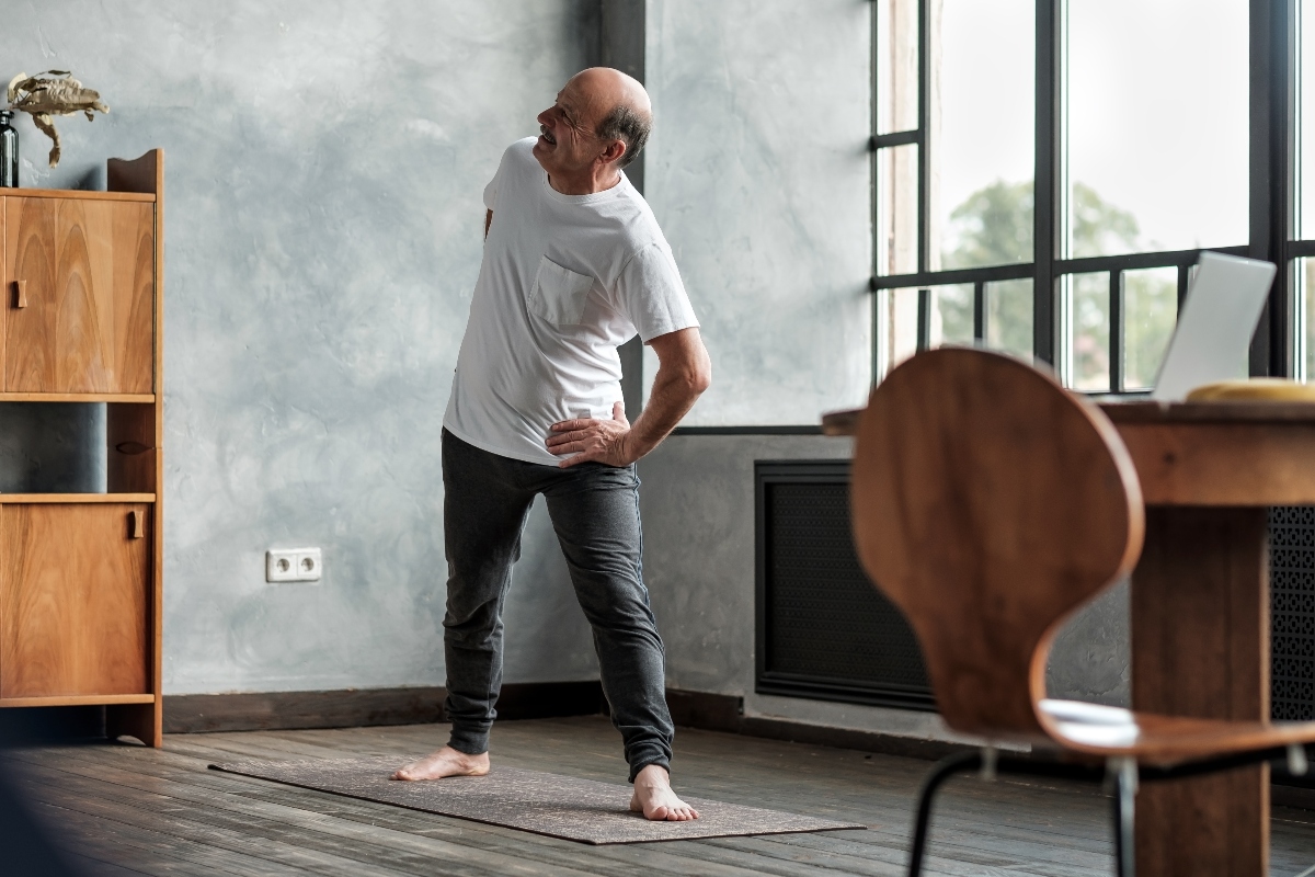 Deporte en la tercera edad: Ejercicios simples para hacer en casa