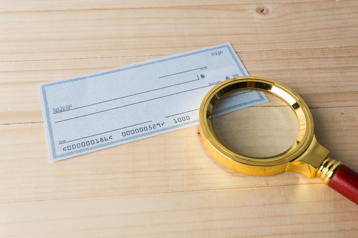 cheque estímulo