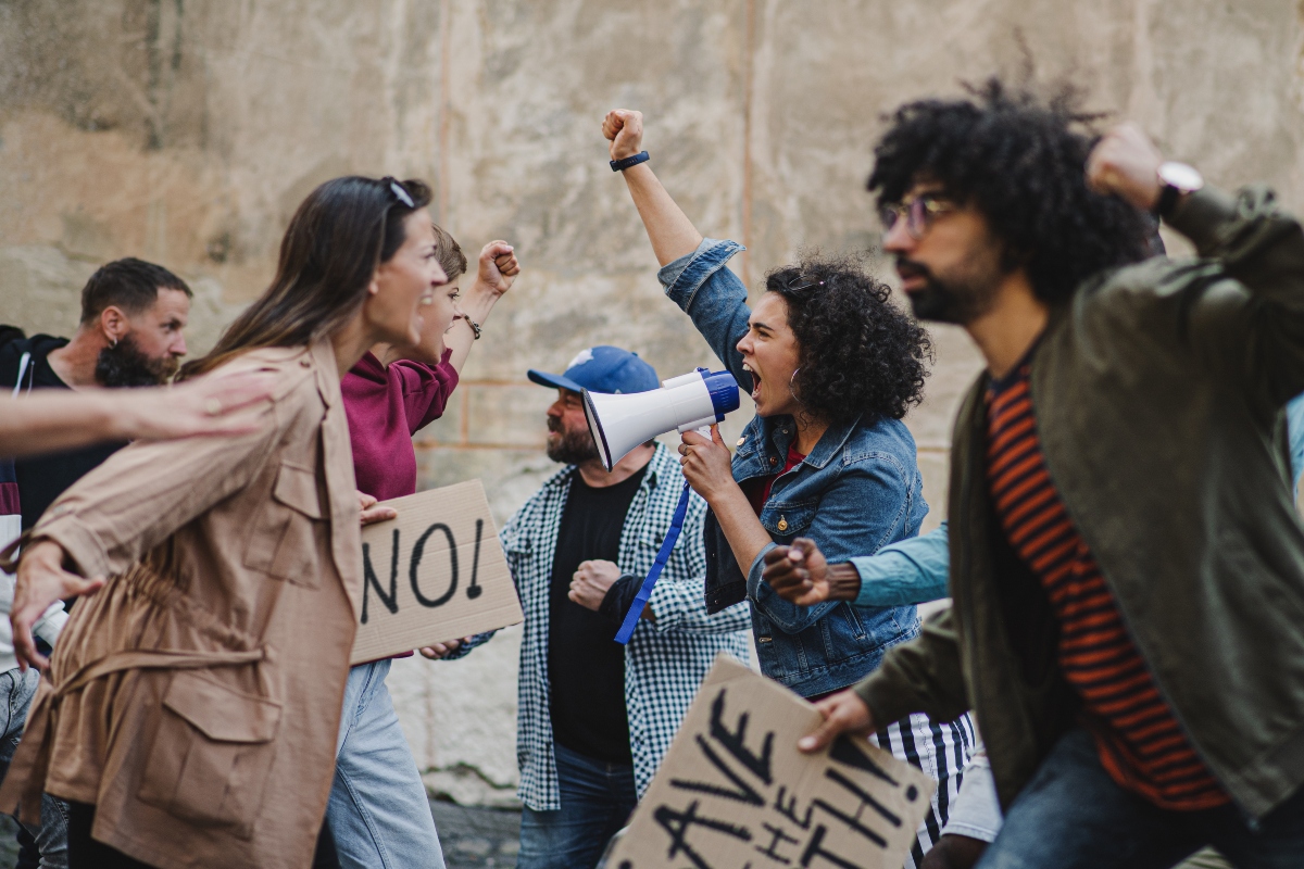 ¿Te involucras en los temas que te afectan? El creciente poder del activismo latino