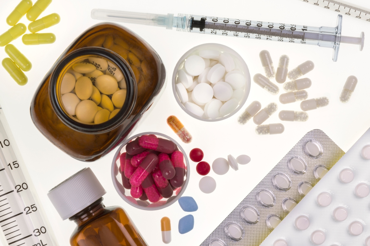 medicina, automedicación, salud