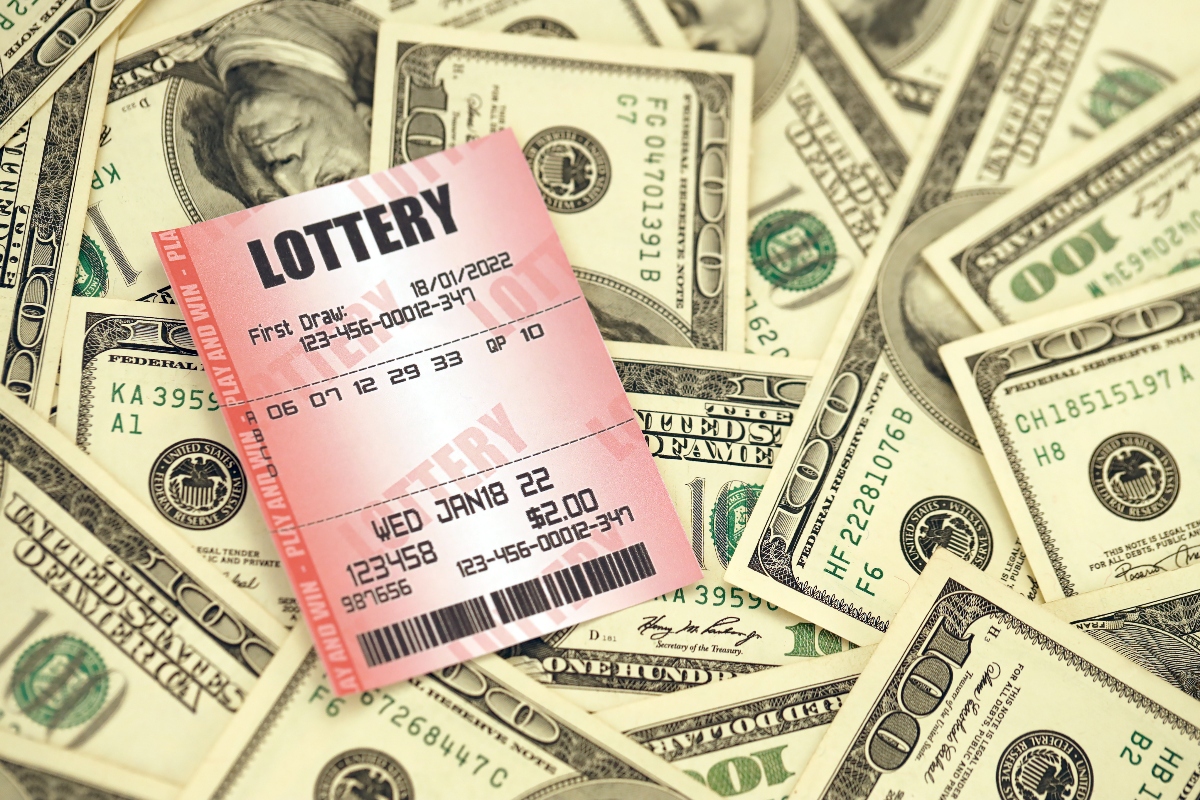 ¿Qué hicieron con su dinero? Historias de ganadores de lotería hispanos