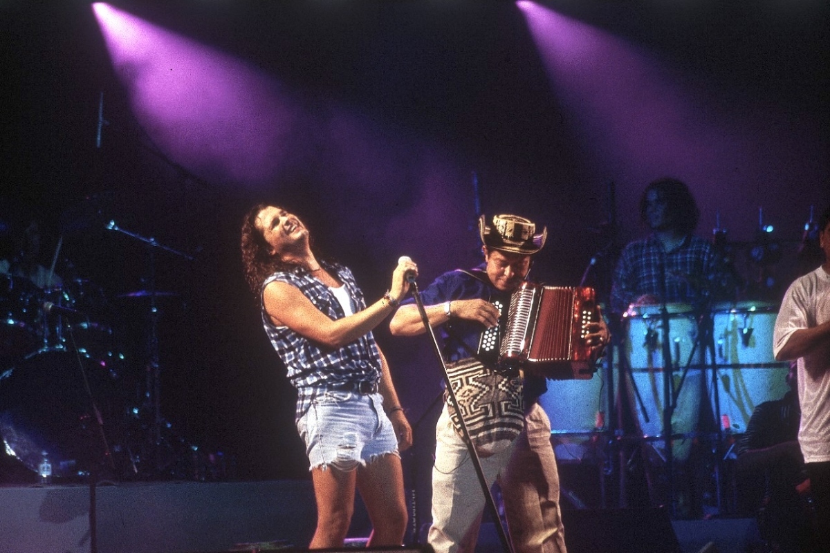Vibras tropicales: Música latina domina los comerciales