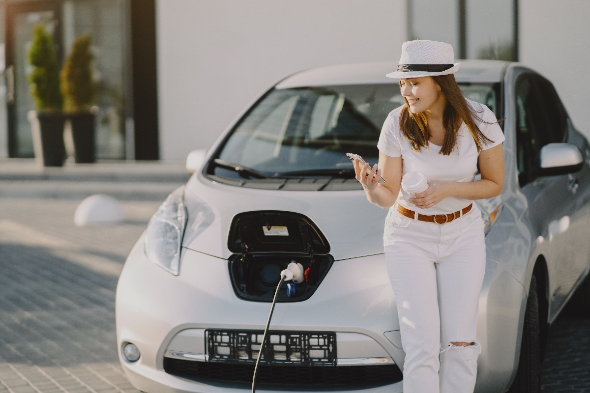 Costos y beneficios: ¿Vale la pena comprar un vehículo eléctrico en 2025?