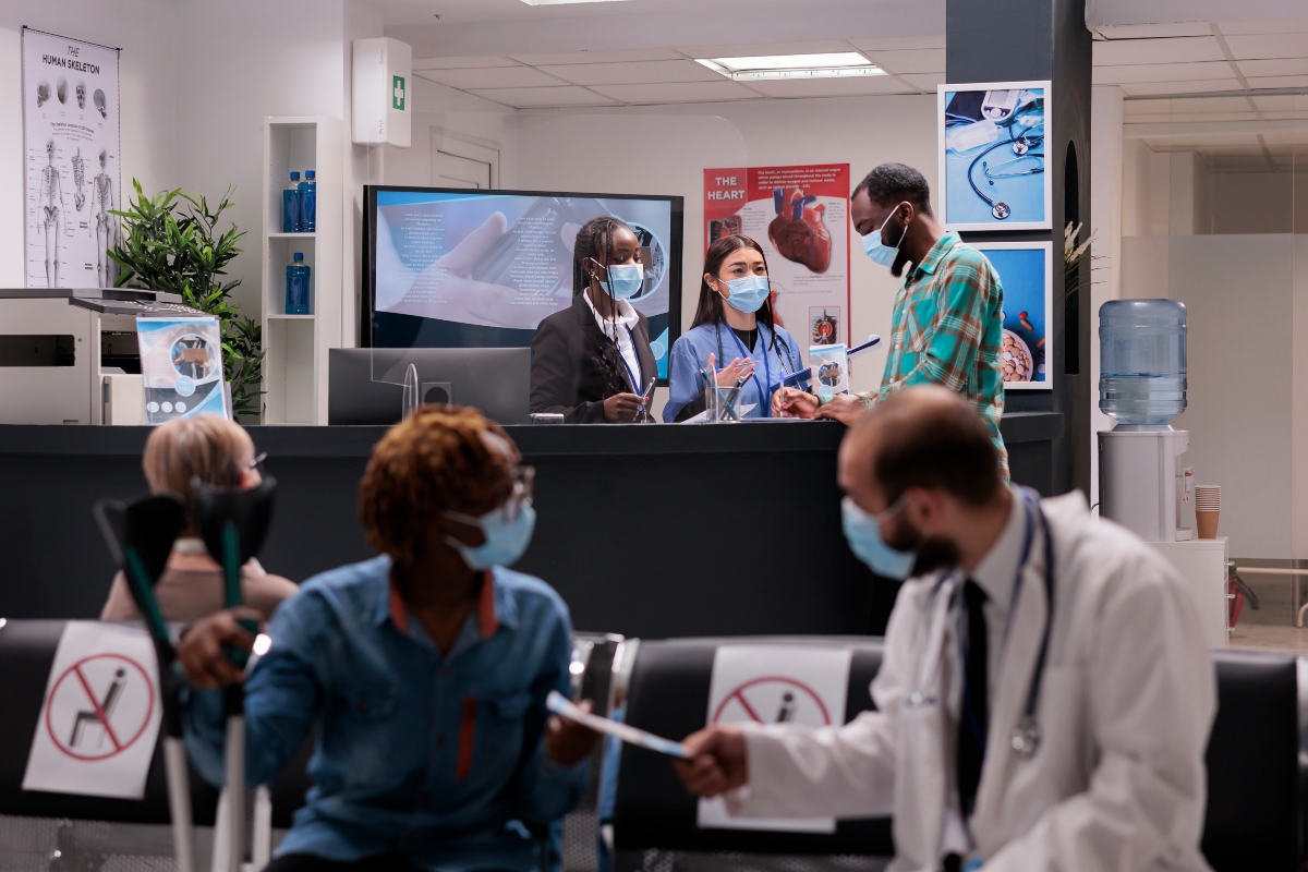Atención médica accesible: Clínicas gratuitas y de bajo costo para hispanos en DC