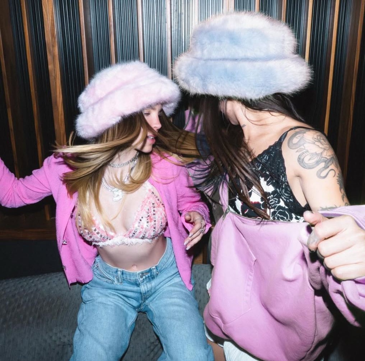 Belinda, EMJAY, música