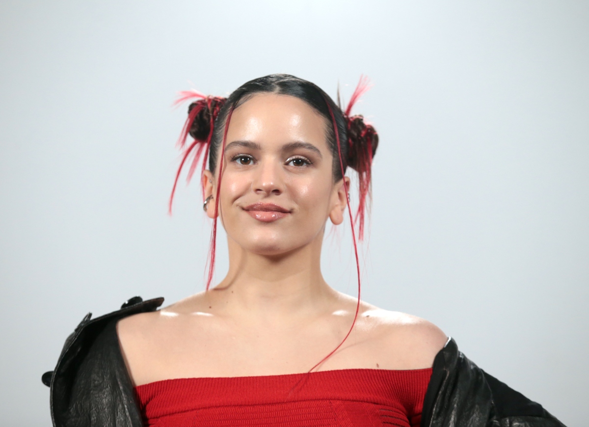 ¡Estrena galán! Rosalía es relacionada con un apuesto y sexy cantante alemán