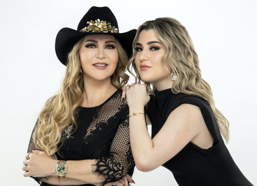 Melenie Carmona, Alicia Villarreal, música