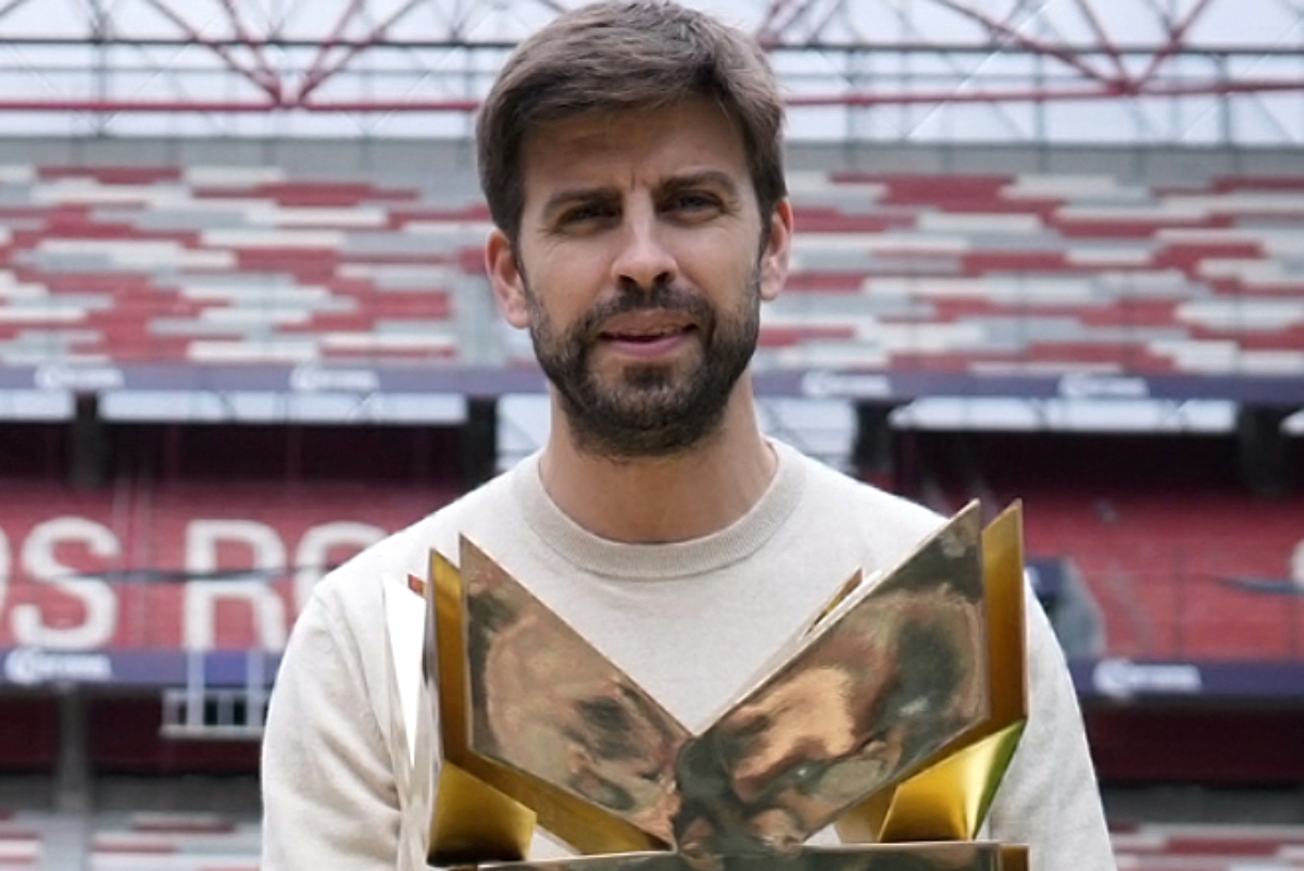 ¿Ya engaña a Clara Chía? Captan a Gerard Piqué con misteriosa pelirroja
