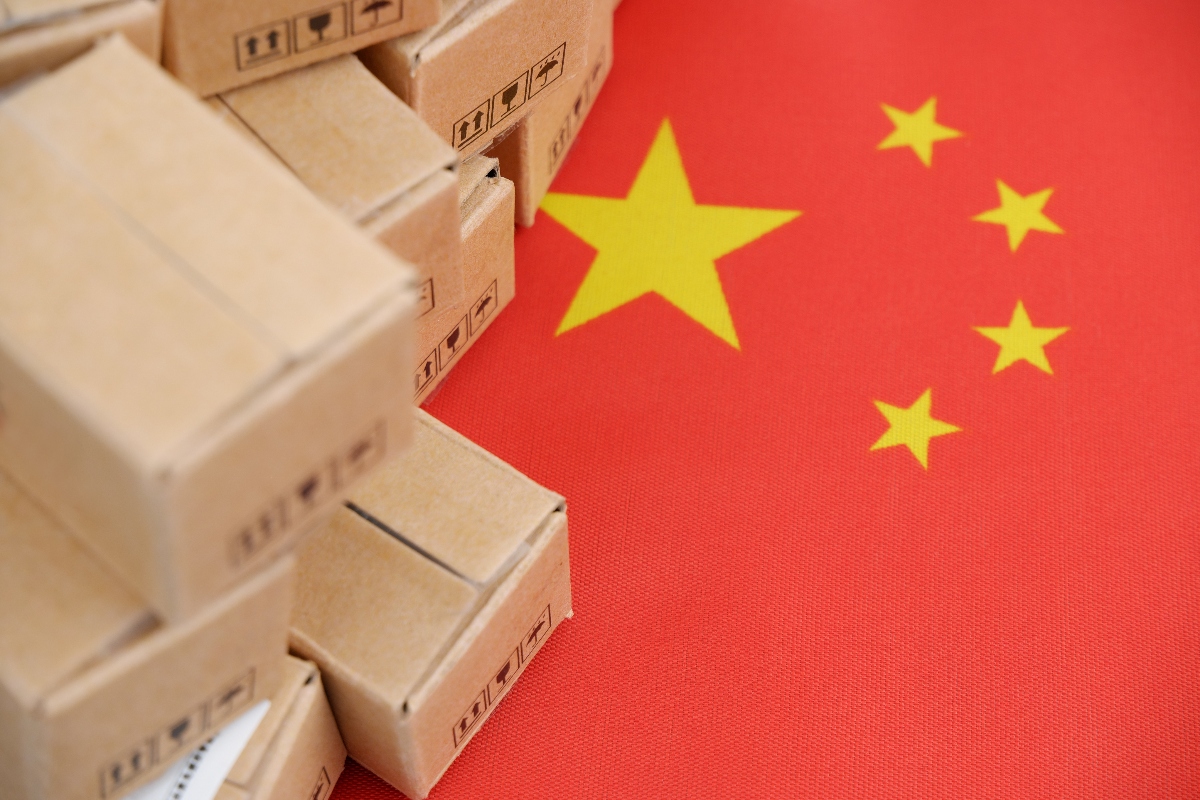 Guerra comercial escala: China impone aranceles del 125% a importaciones desde EE.UU.