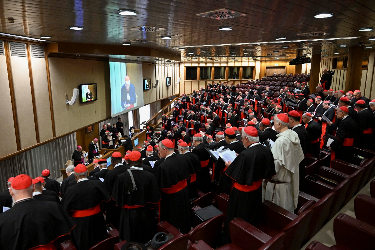 Cónclave para elegir al nuevo Papa comenzará el 7 de mayo en el Vaticano