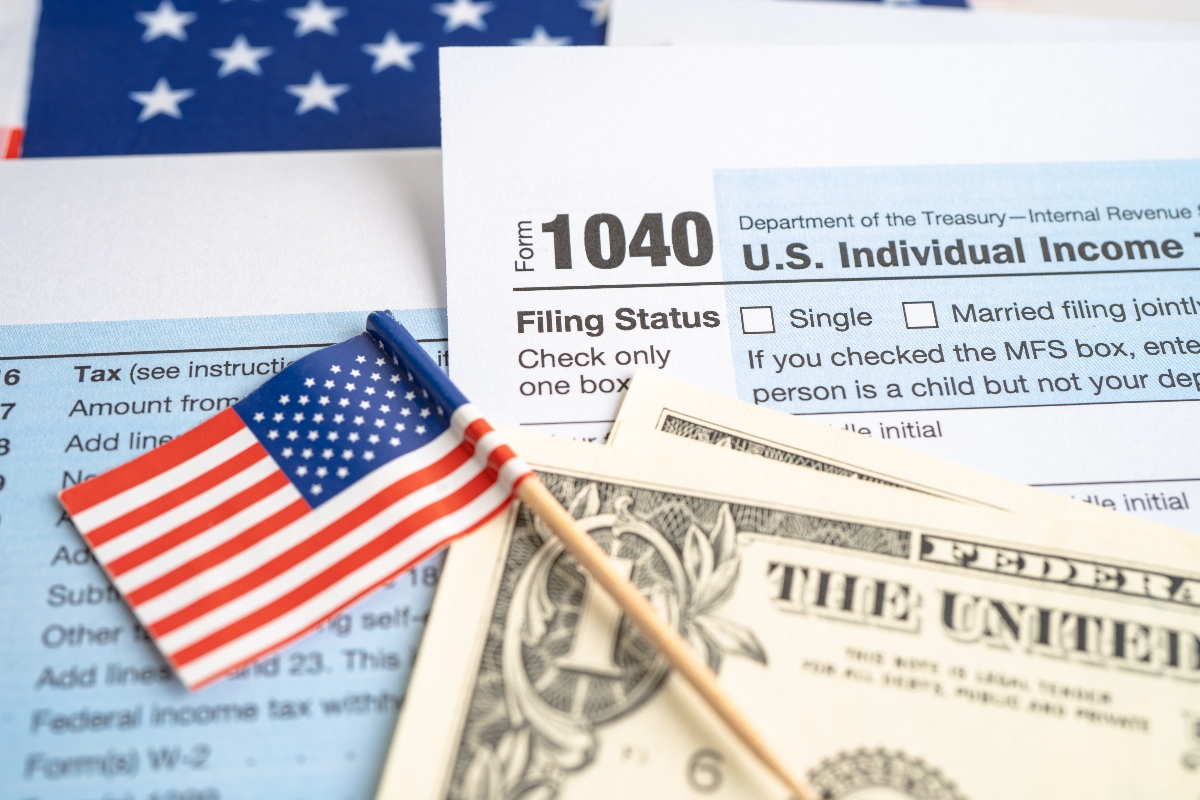 Cumplir con el IRS… ¿y terminar deportado? El nuevo miedo de los indocumentados