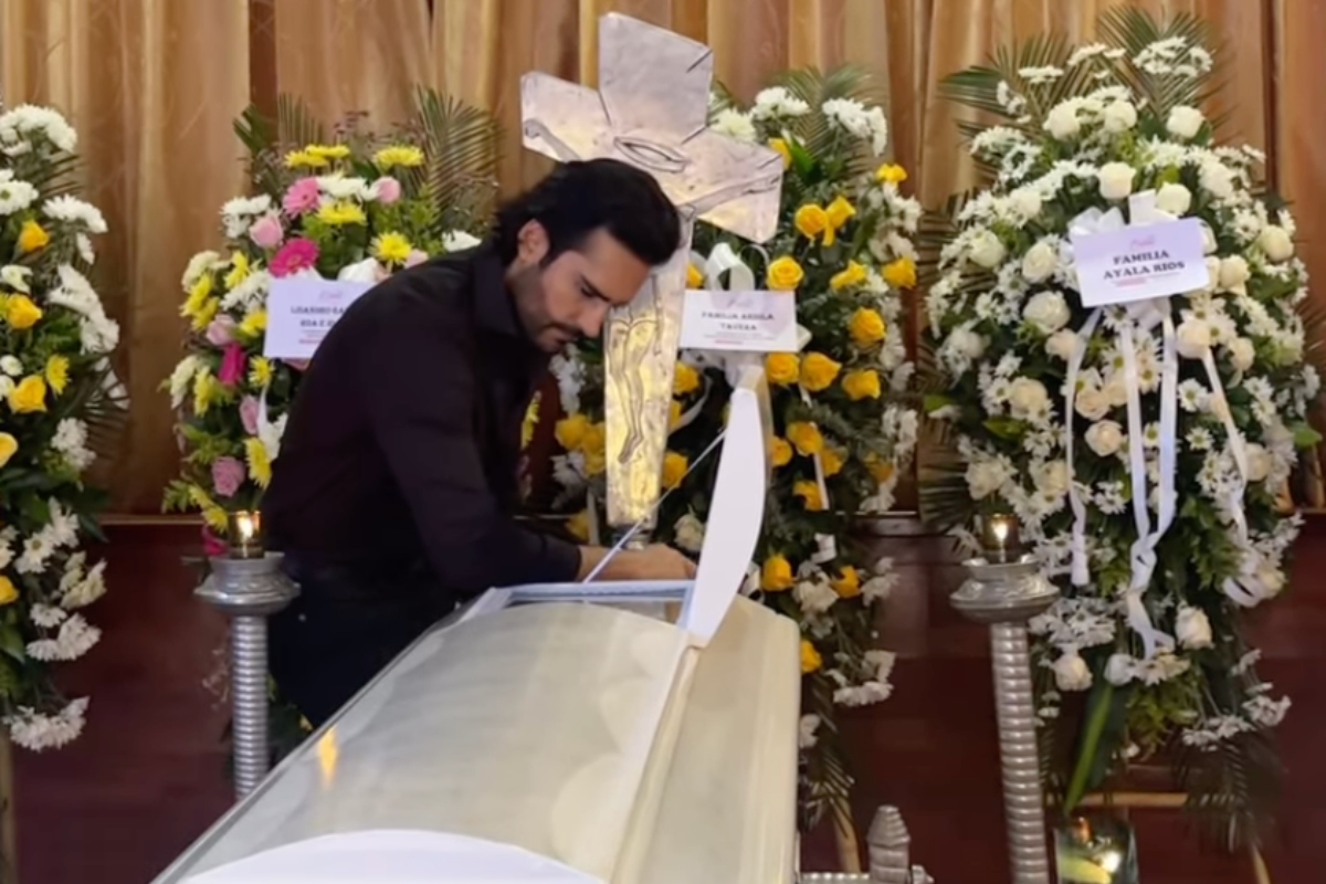 El actor de telenovelas Fabián Ríos llora la muerte de su abuela y se despide de ella