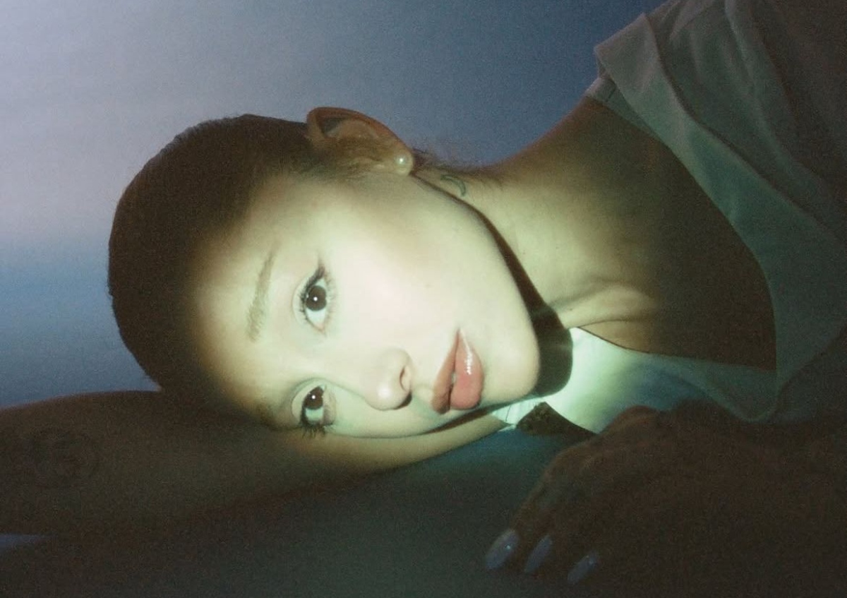 Ariana Grande deslumbra como nueva embajadora de Swarovski