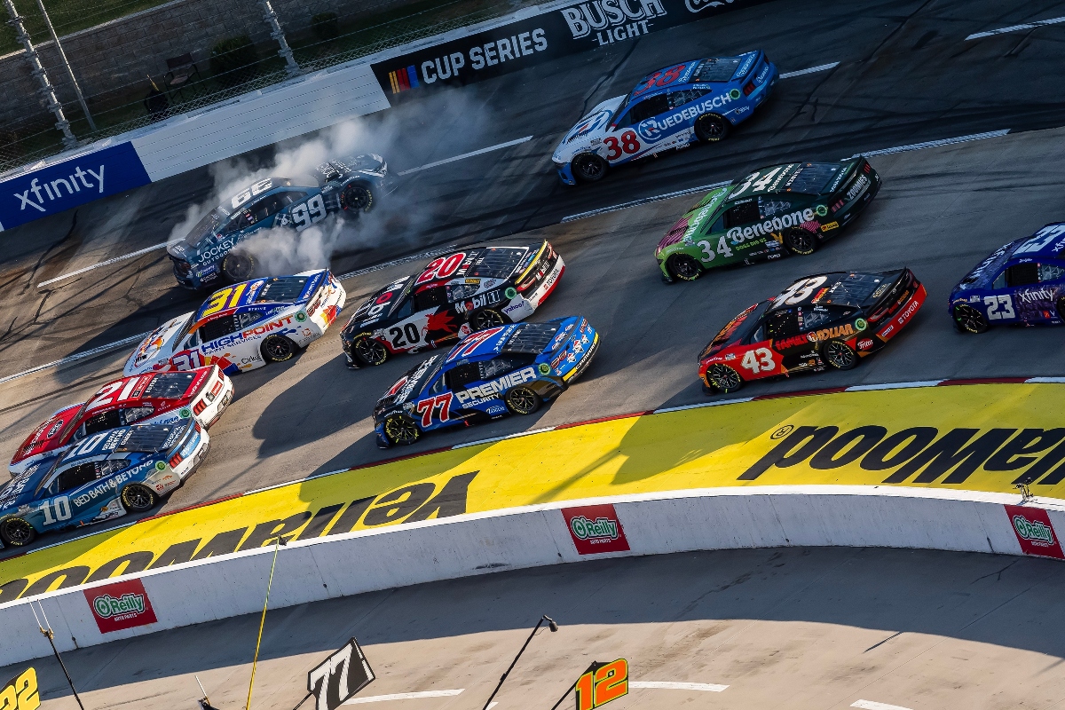 NASCAR México hace historia con su primera carrera en Panamá