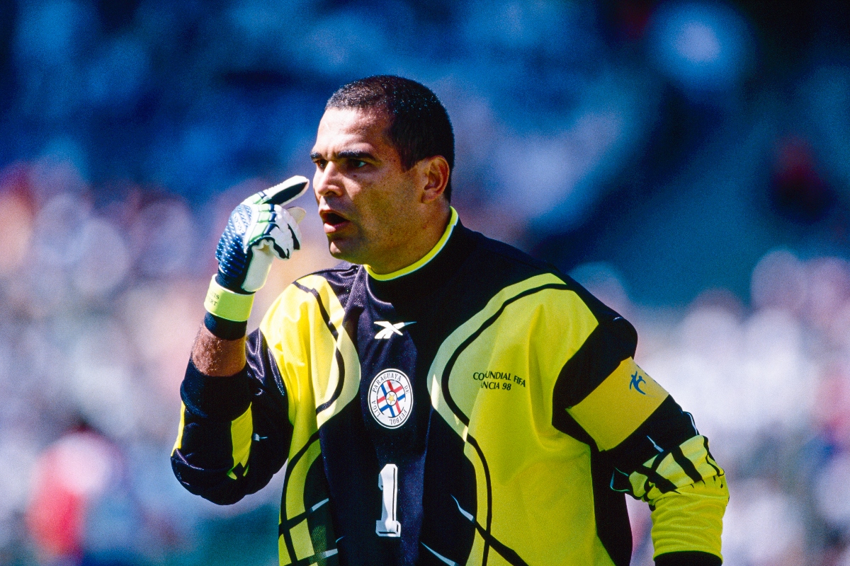 Porteros goleadores: Los 10 arqueros que marcaron historia con sus goles