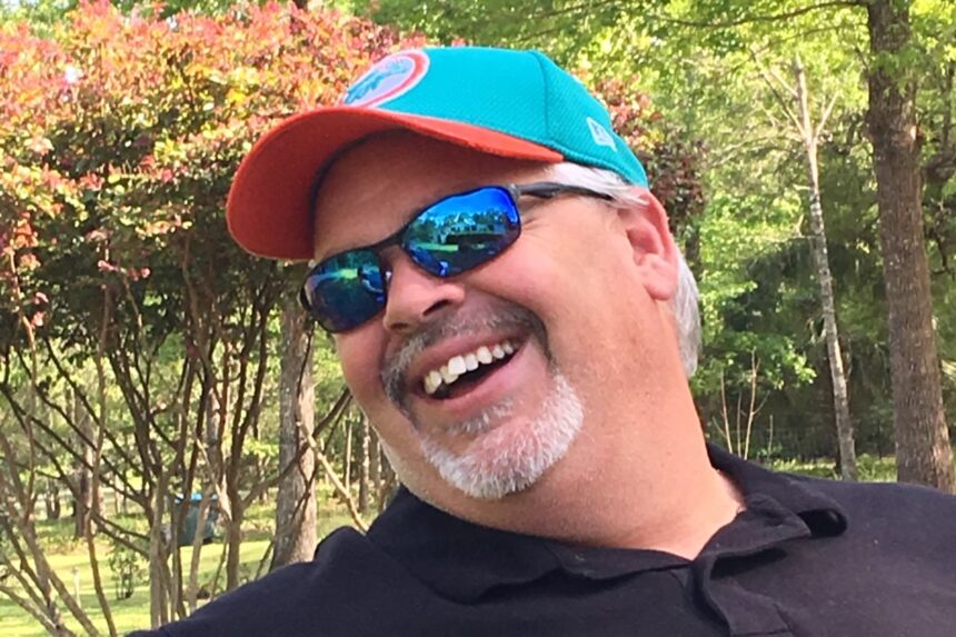 Roberto Morales