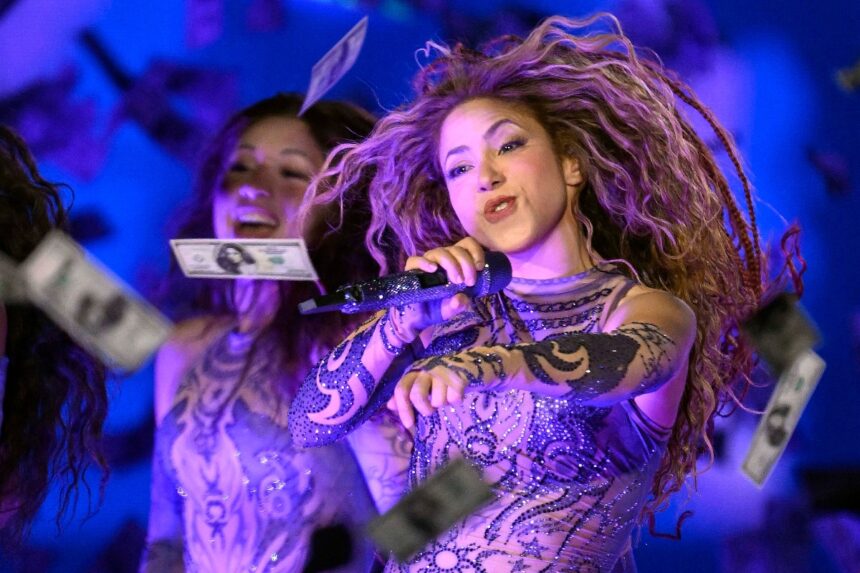 Shakira en El Salvador, Shakira Billboard, Shakira, Billboard, Música, QuéOnnda