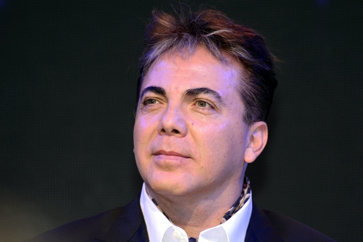 Cristian Castro anuncia boda con su novia Mariela Sánchez