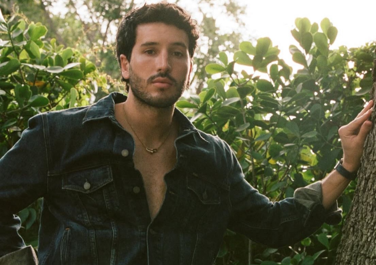 Sebastián Yatra lanza su cuarto álbum titulado Milagro