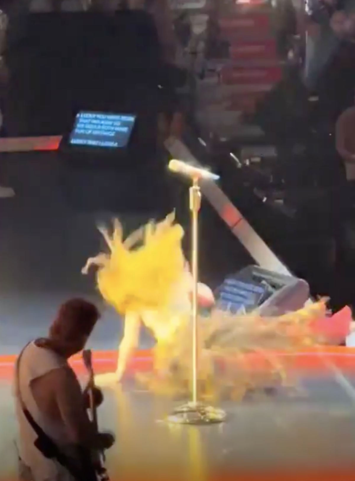 Shakira, show, caída