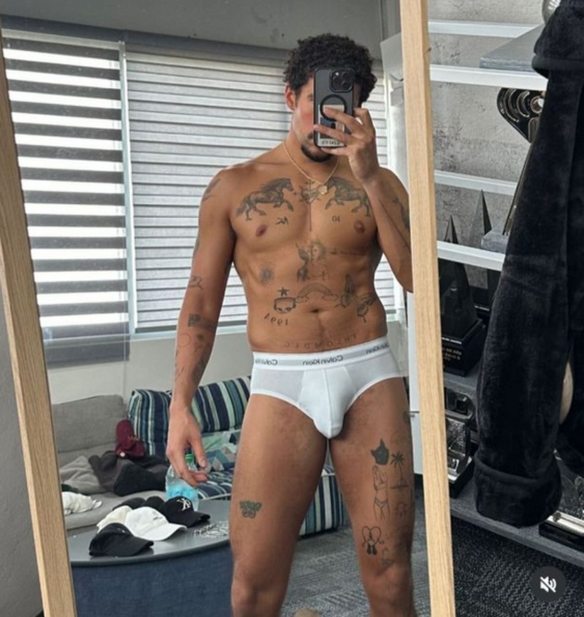 Bad Bunny, famosos, entretenimiento