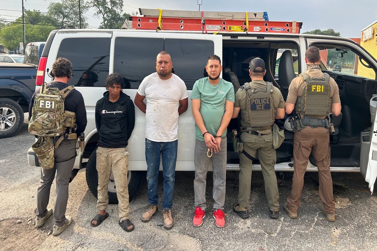 Redada en San Antonio deja 275 indocumentados detenidos