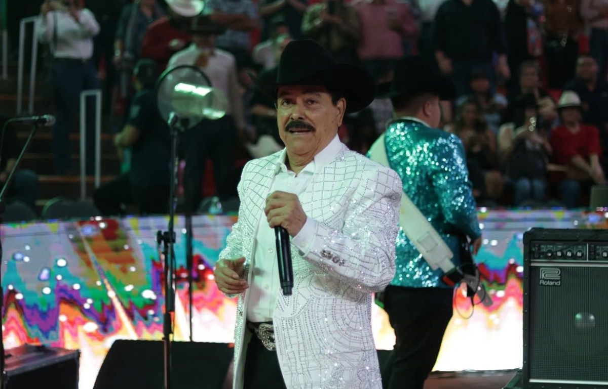 Lorenzo de Monteclaro cancela shows en EEUU porque le revocaron su visa de trabajo