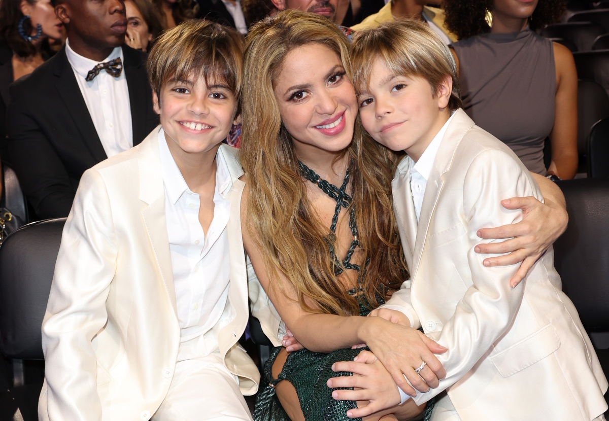 Hijos de Shakira y Piqué debutan en la música con una emotiva canción
