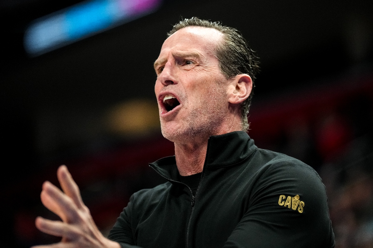 Kenny Atkinson, el entrenador hispano que transformó a los Cavaliers y conquistó la NBA
