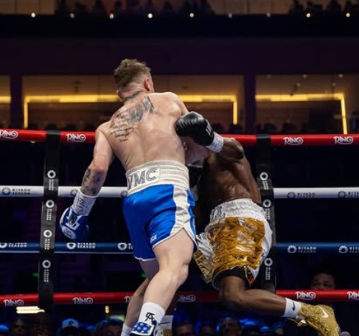 Canelo Álvarez William Scull