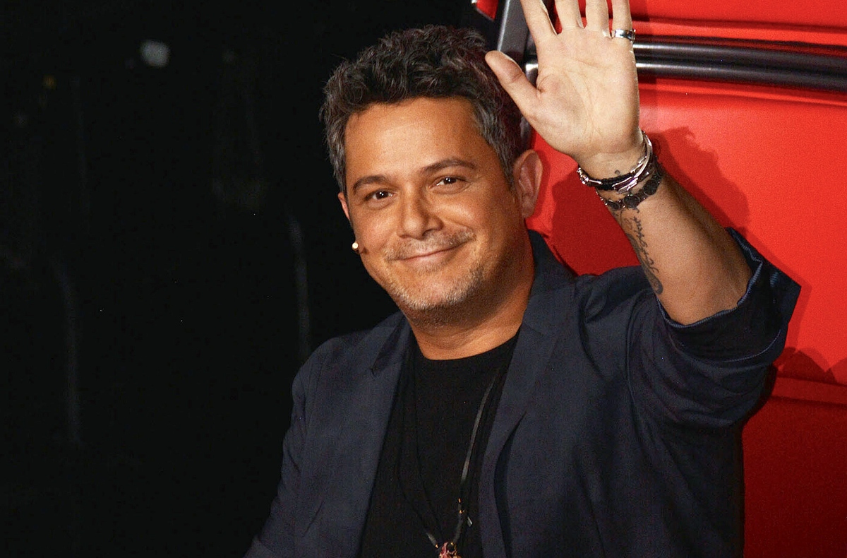Alejandro Sanz responde a acusaciones de fanática sobre presunto abuso y humillación