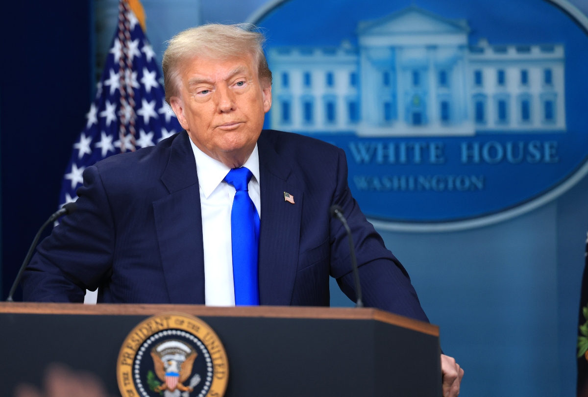 Trump multará con 1000 dólares por día a cada inmigrante que permanezca en el país y tenga orden de deportación
