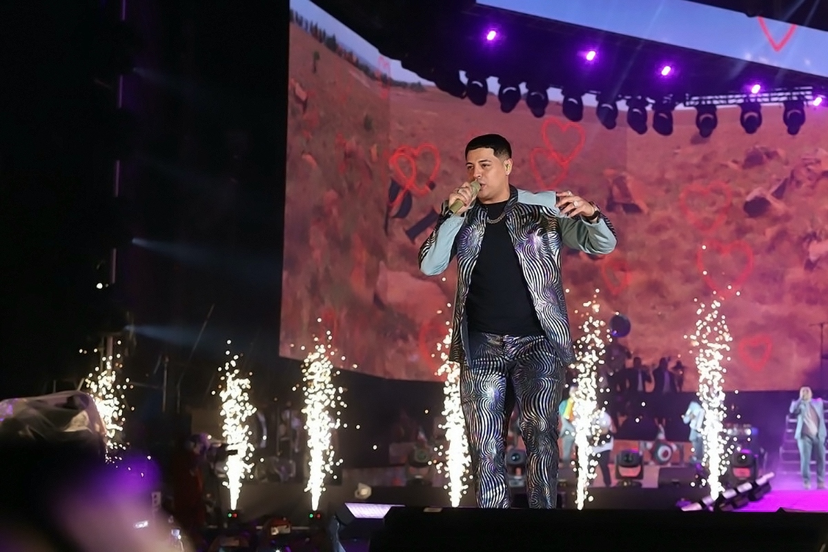 Grupo Firme cancela presentación en EEUU por sus visas