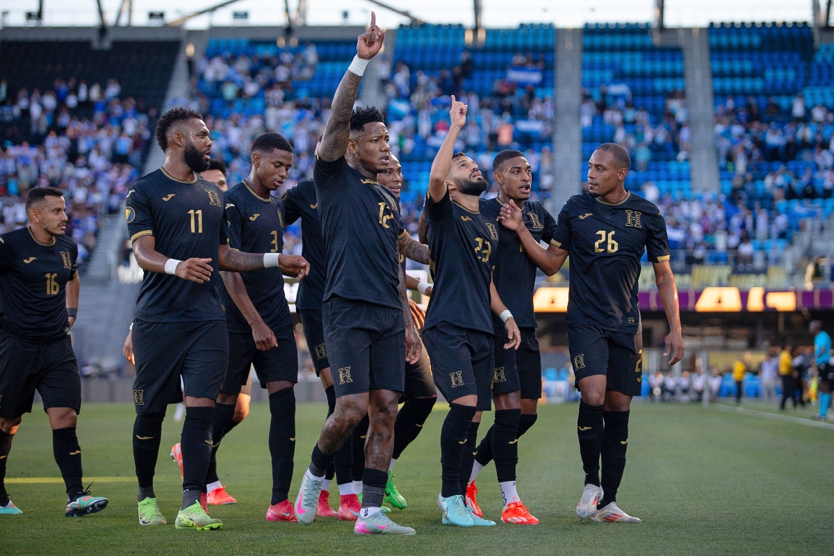 Honduras avanza a cuartos tras vencer a Curazao con gol agónico de Luis Palma