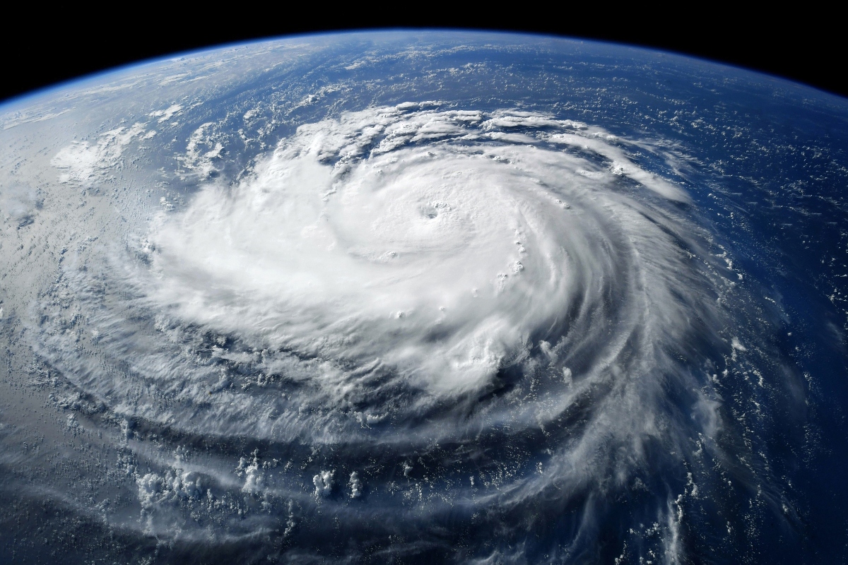 Monitorean fenómeno que podría convertirse en la primera tormenta tropical de la temporada