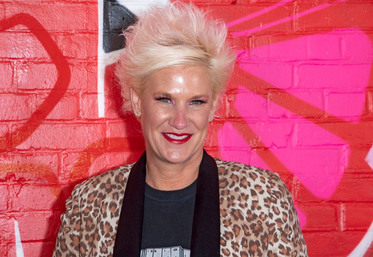 Encuentran muerta en su casa a la famosa chef Anne Burrell