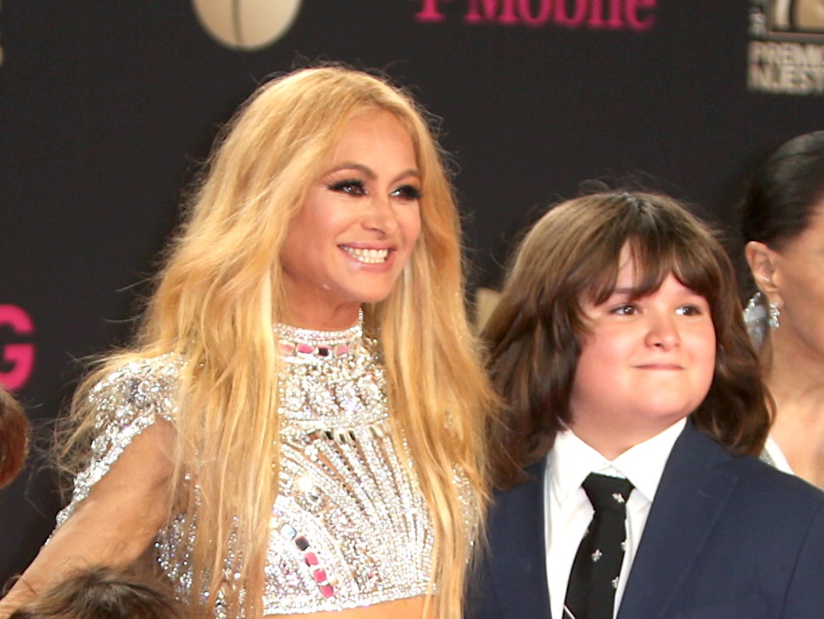 Paulina Rubio, cantante, custodia