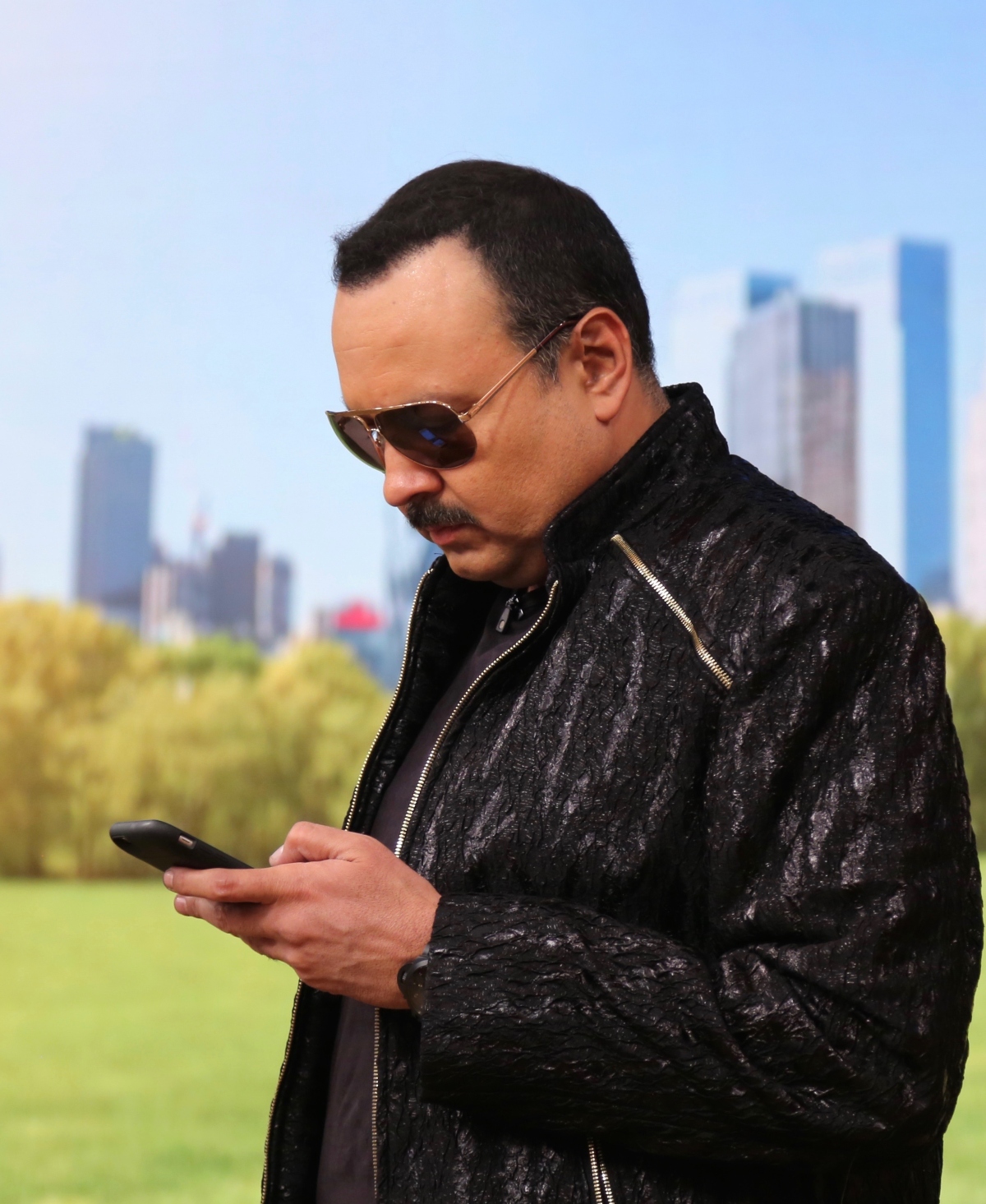 Pepe Aguilar, Emiliano, famosos
