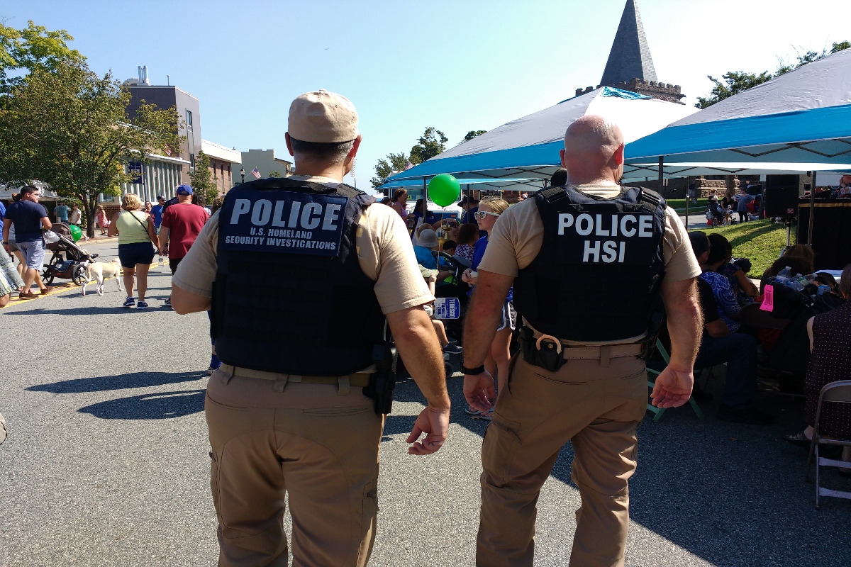 HSI: El brazo investigativo de ICE y su rol en redadas migratorias en 2025
