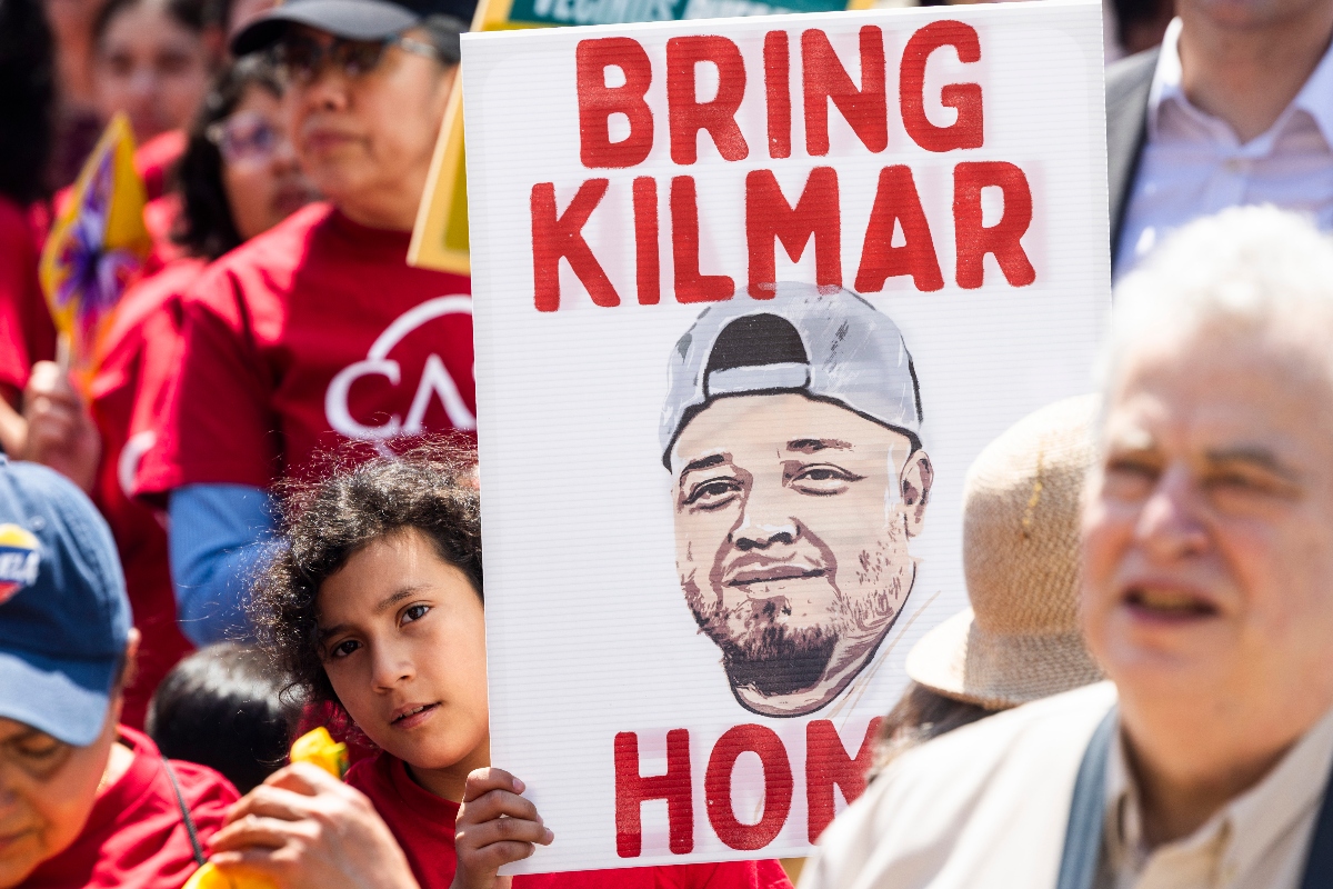 Kilmar Ábrego denuncia torturas tras deportación ilegal a megacárcel en El Salvador