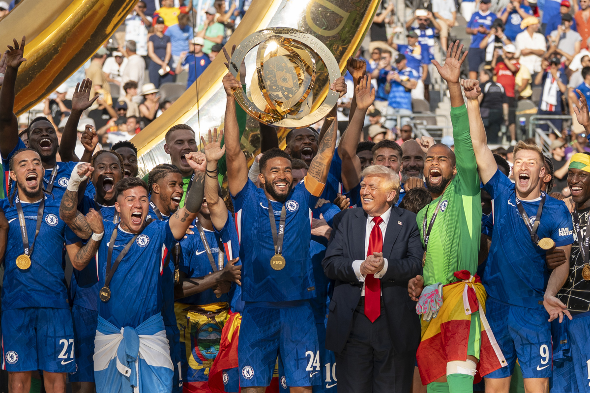 Mundial de Clubes: Chelsea ‘aplasta’ al PSG en la final y Trump es abucheado al entregar la copa