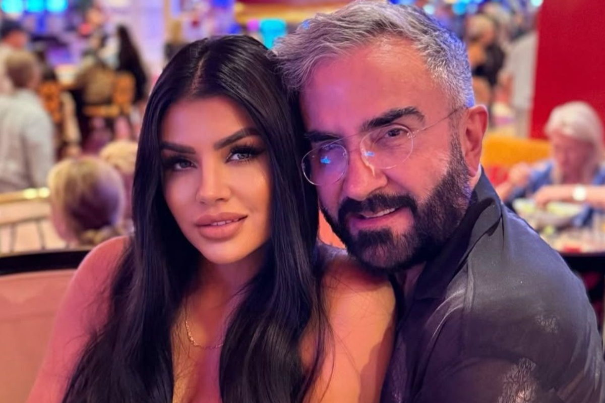 Vicente Fernández Jr. y Mariana González muestran ultrasonido de su bebé