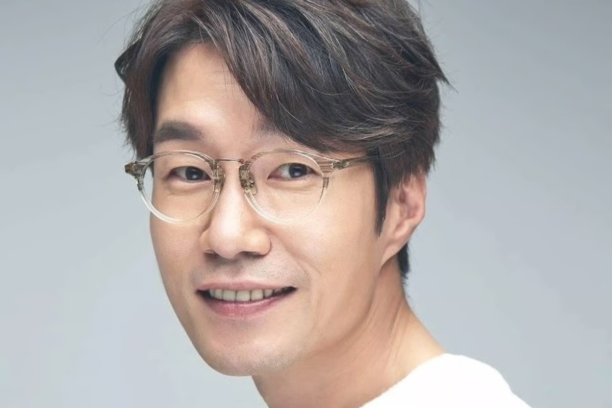 Hallan muerto dentro de su coche al actor Song Young-kyu de 55 años