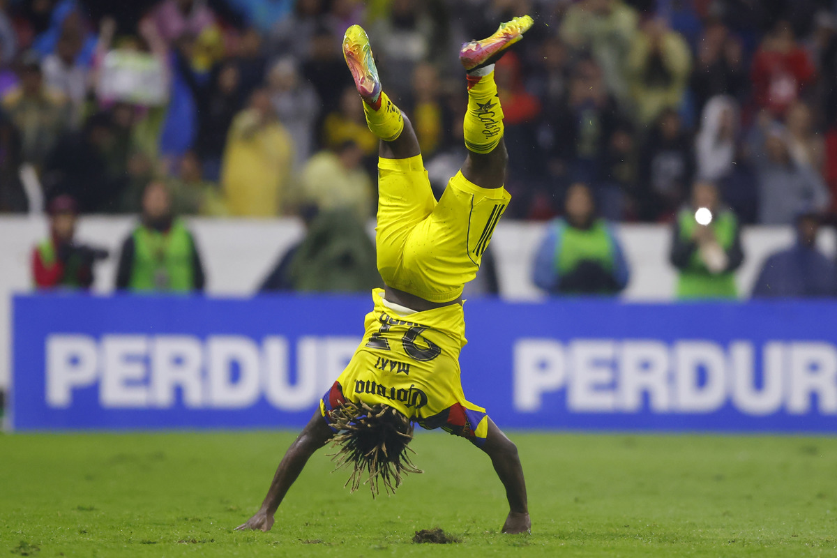 Lichnovsky y Saint-Maximin guían al América en triunfo sobre Pachuca